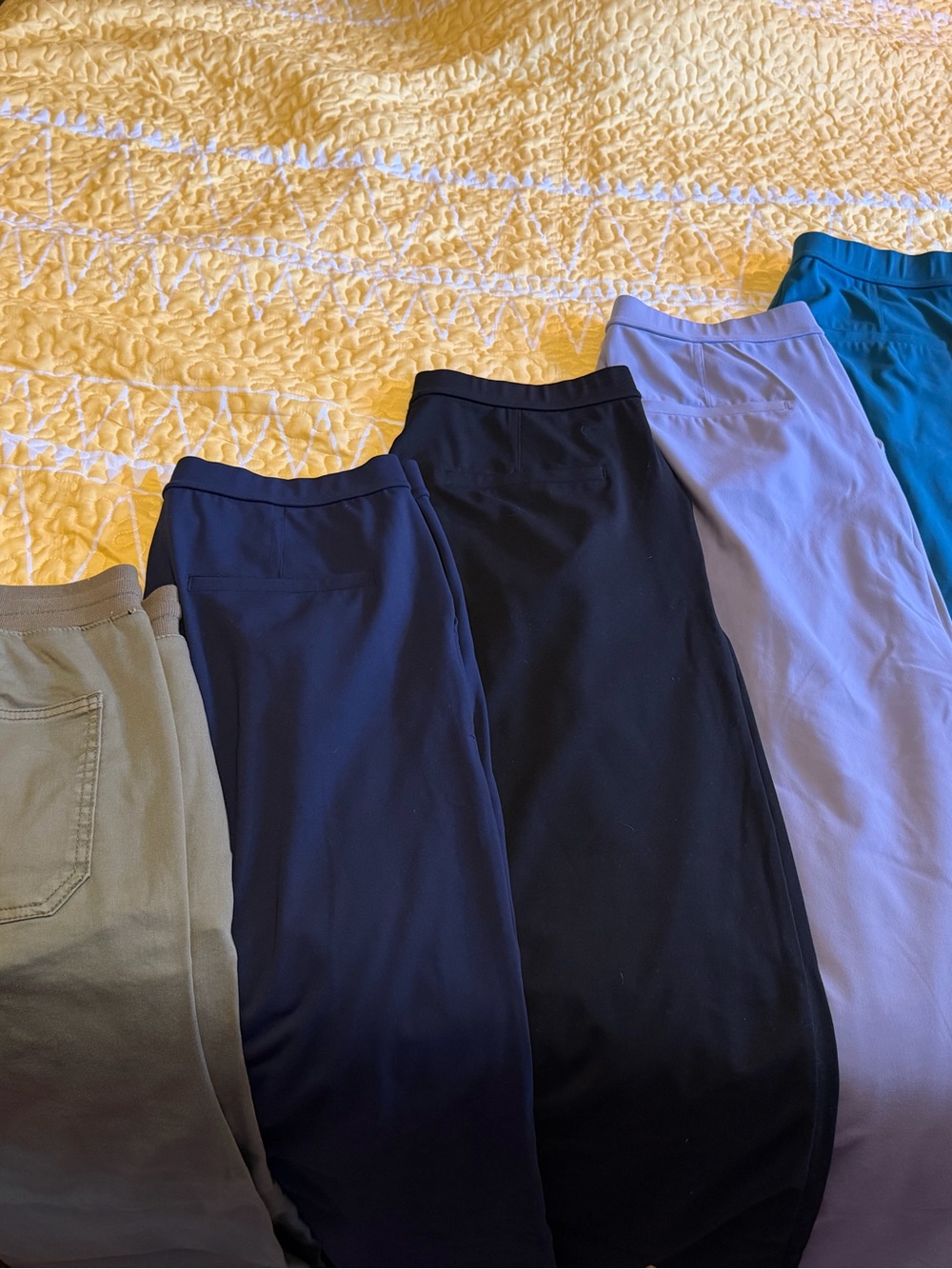 Woman’s bundle of pants…5 pairs!!! - Picture 3 of 6